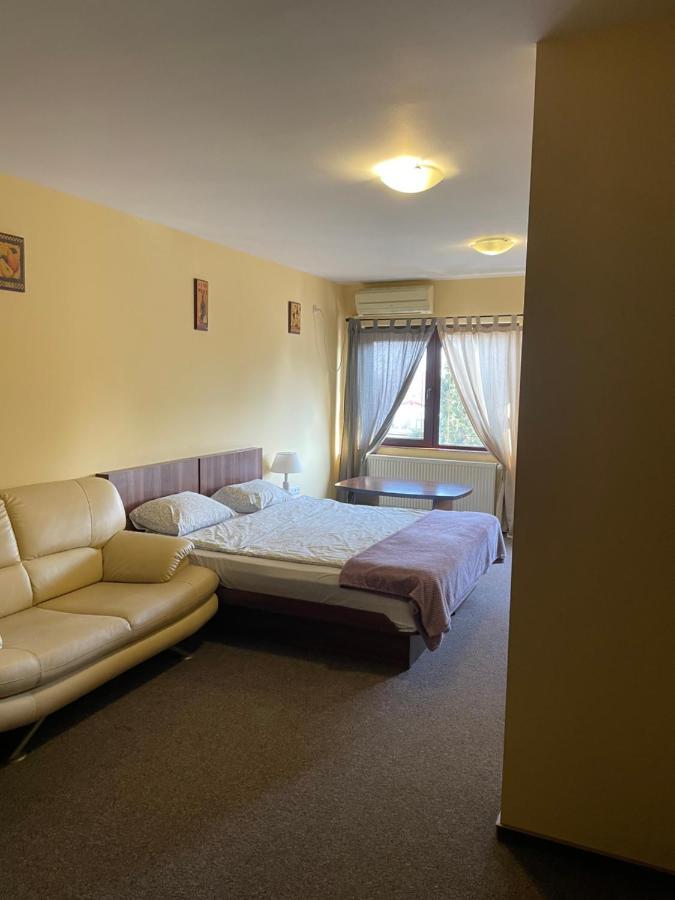 La O Barfa Apartment Плоещ Екстериор снимка