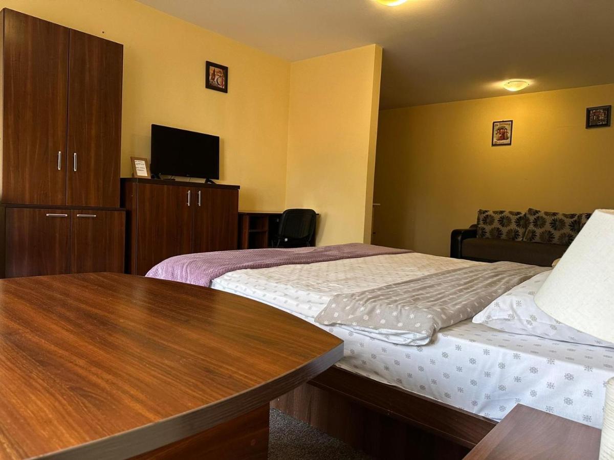 La O Barfa Apartment Плоещ Екстериор снимка