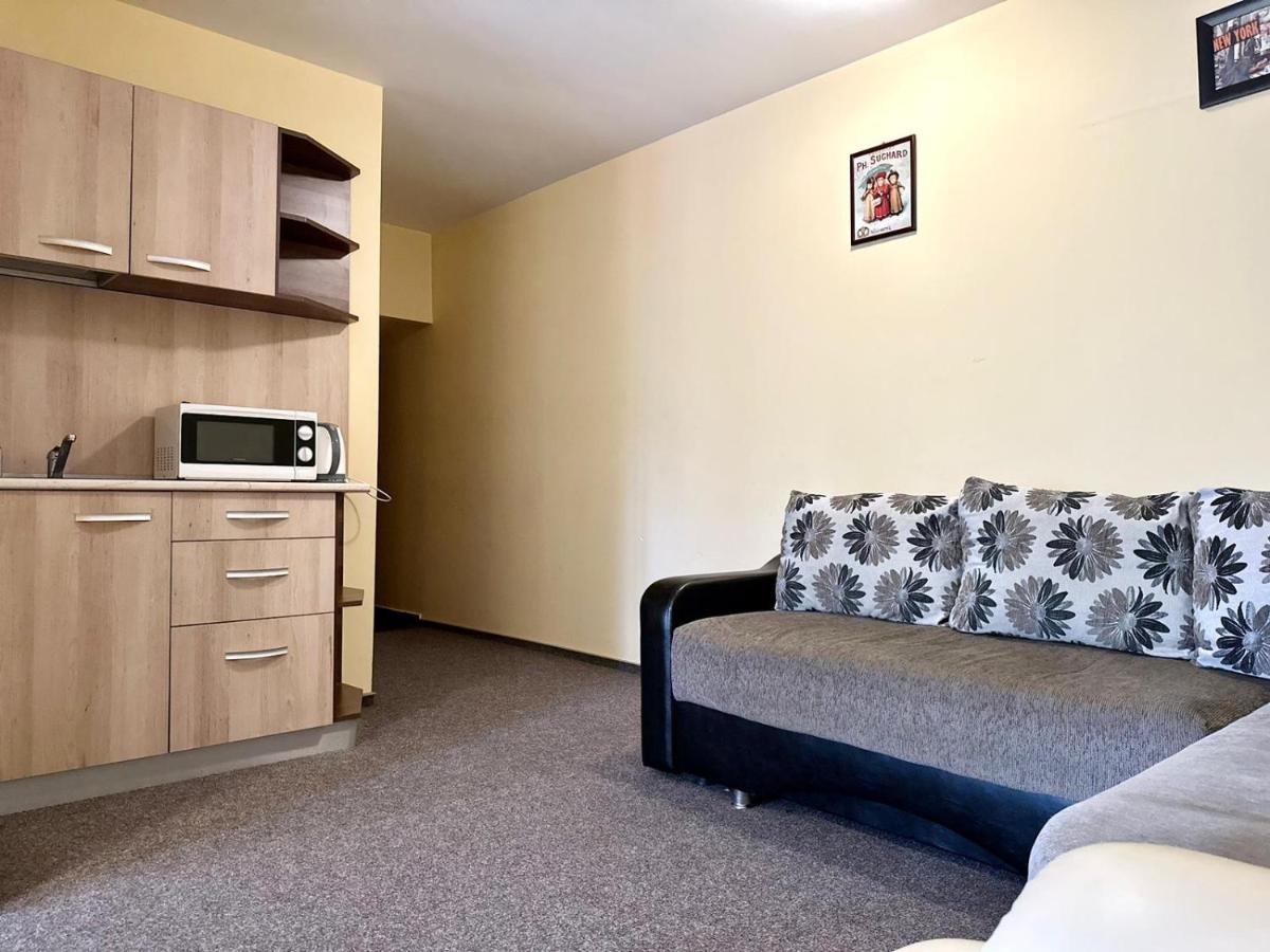 La O Barfa Apartment Плоещ Екстериор снимка